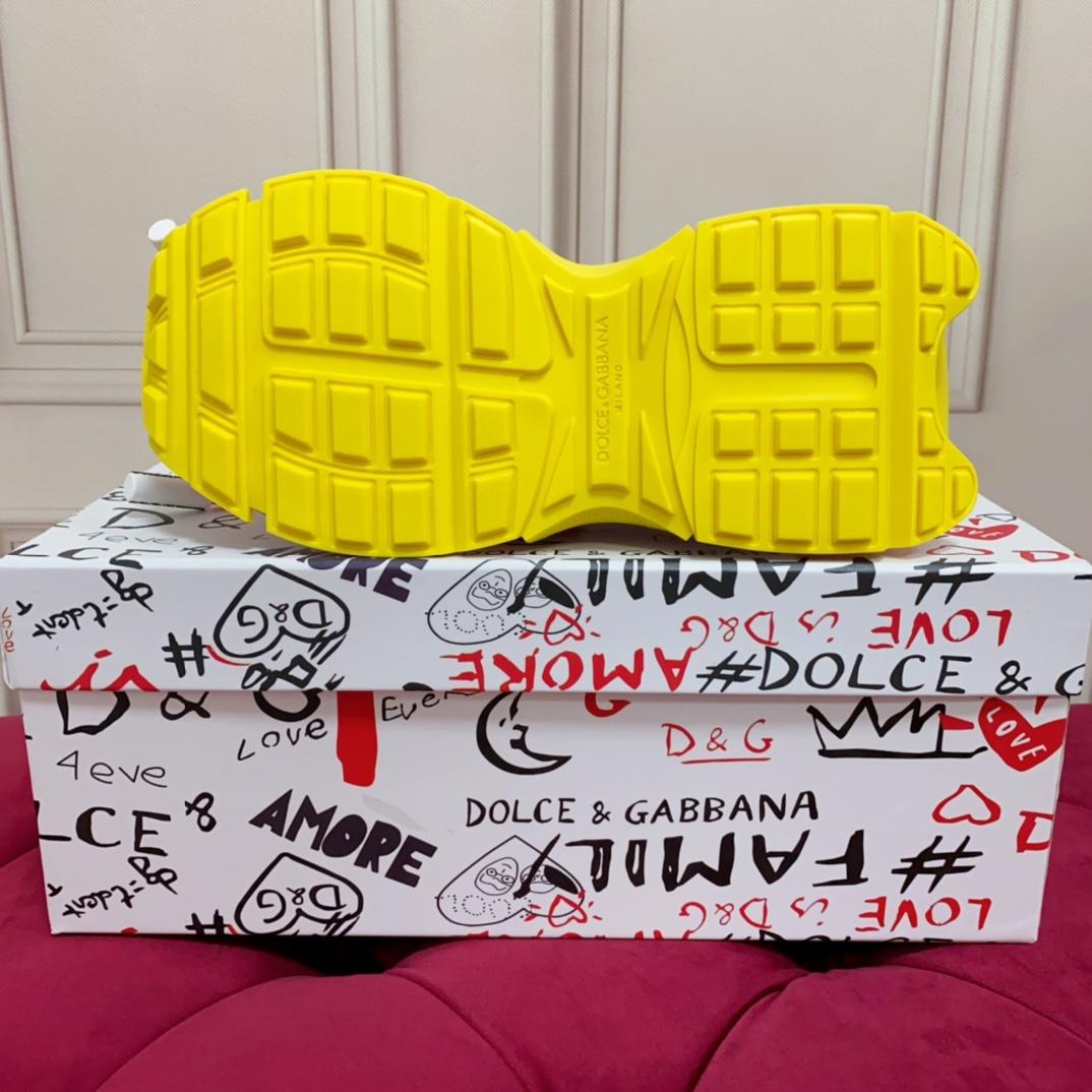 Dolce & Gabbana Chunky Sole Colour-block Sneakers - FashionPlug
