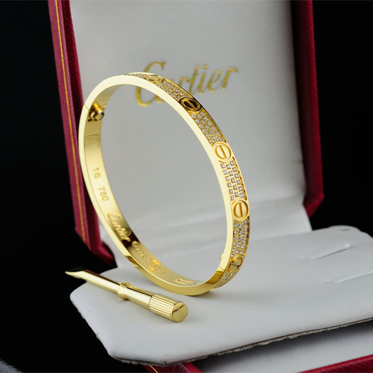 Cartier Bracelet - FashionPlug