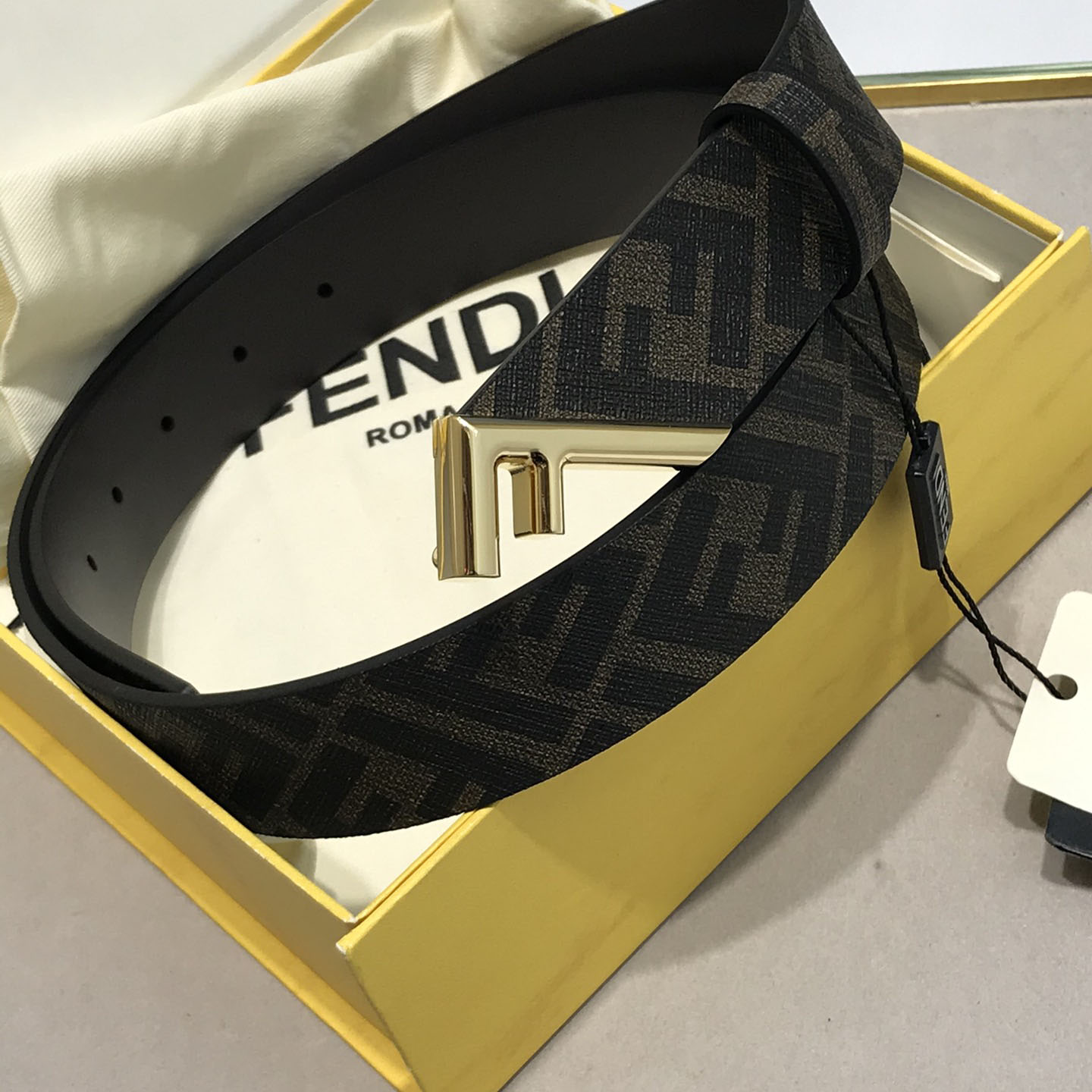 Fendi Five Belt  - FashionPlug