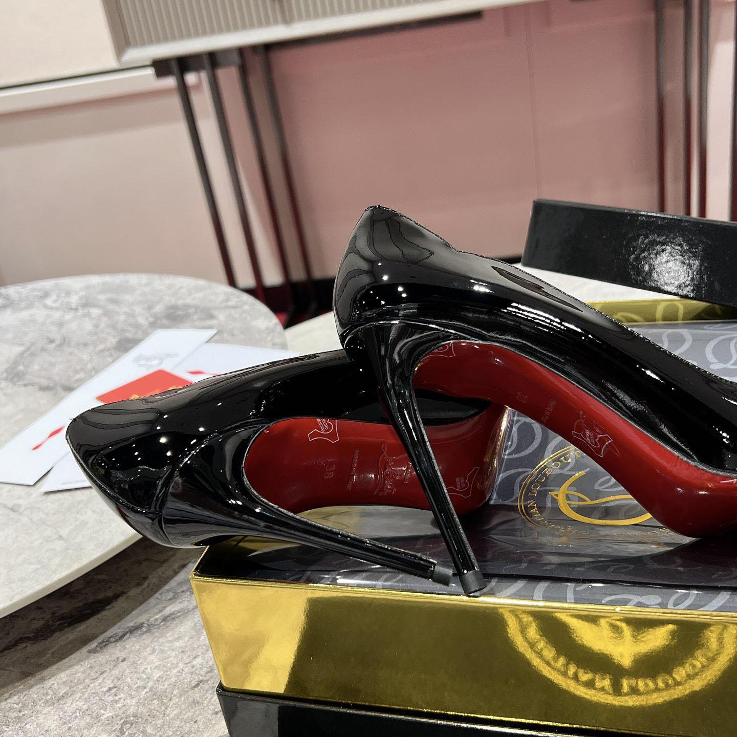 Christian Louboutin Hot Chick 100mm Pumps - FashionPlug