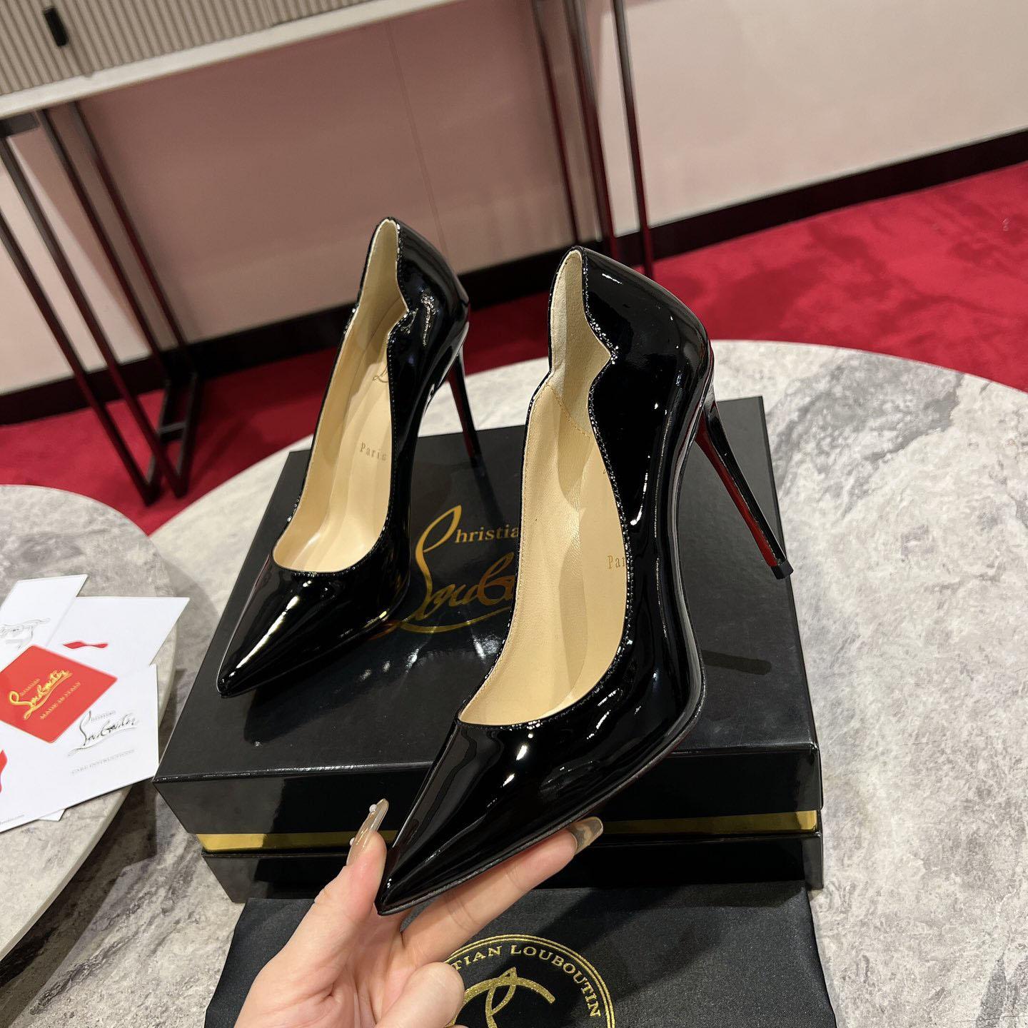 Christian Louboutin Hot Chick 100mm Pumps - FashionPlug