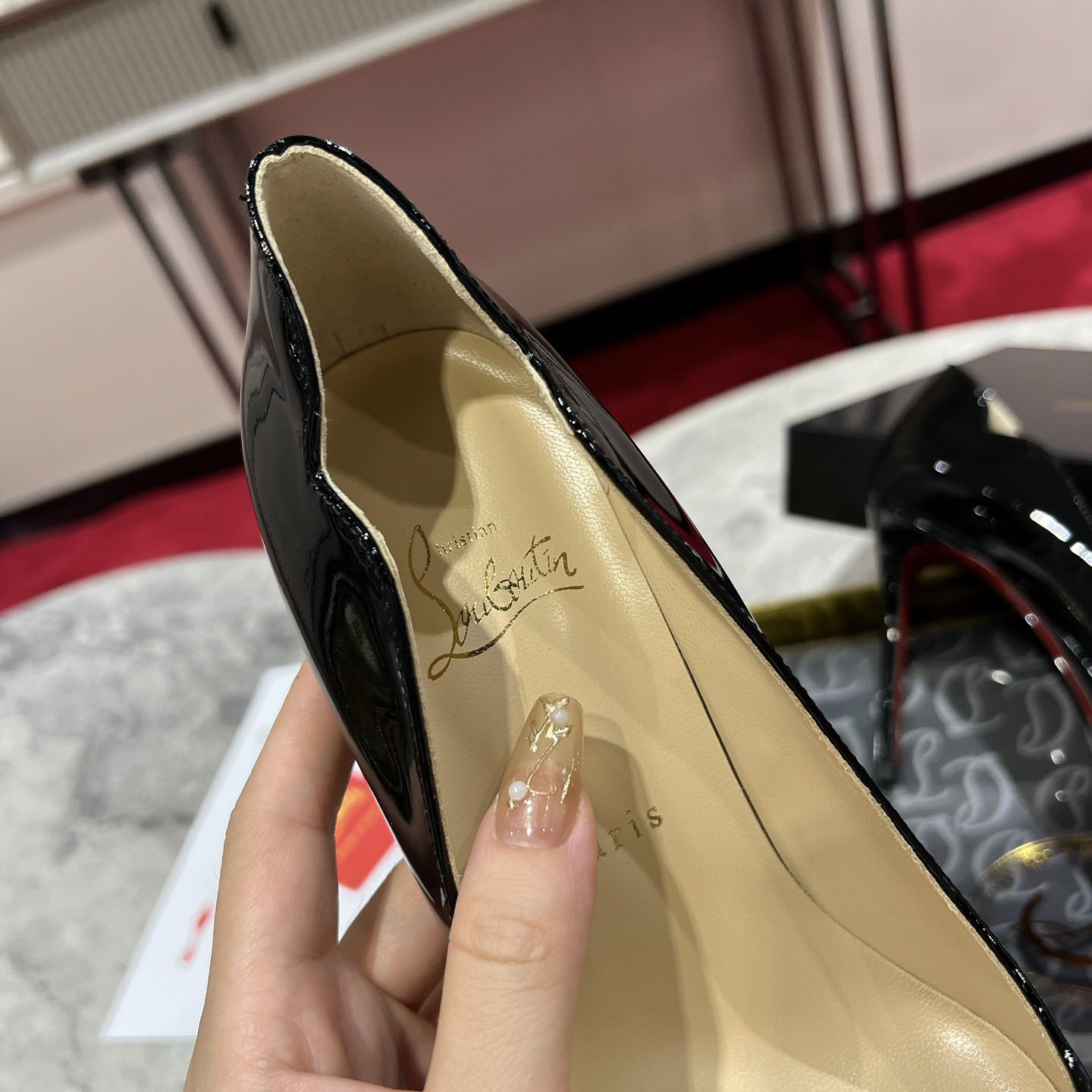 Christian Louboutin Hot Chick 100mm Pumps - FashionPlug