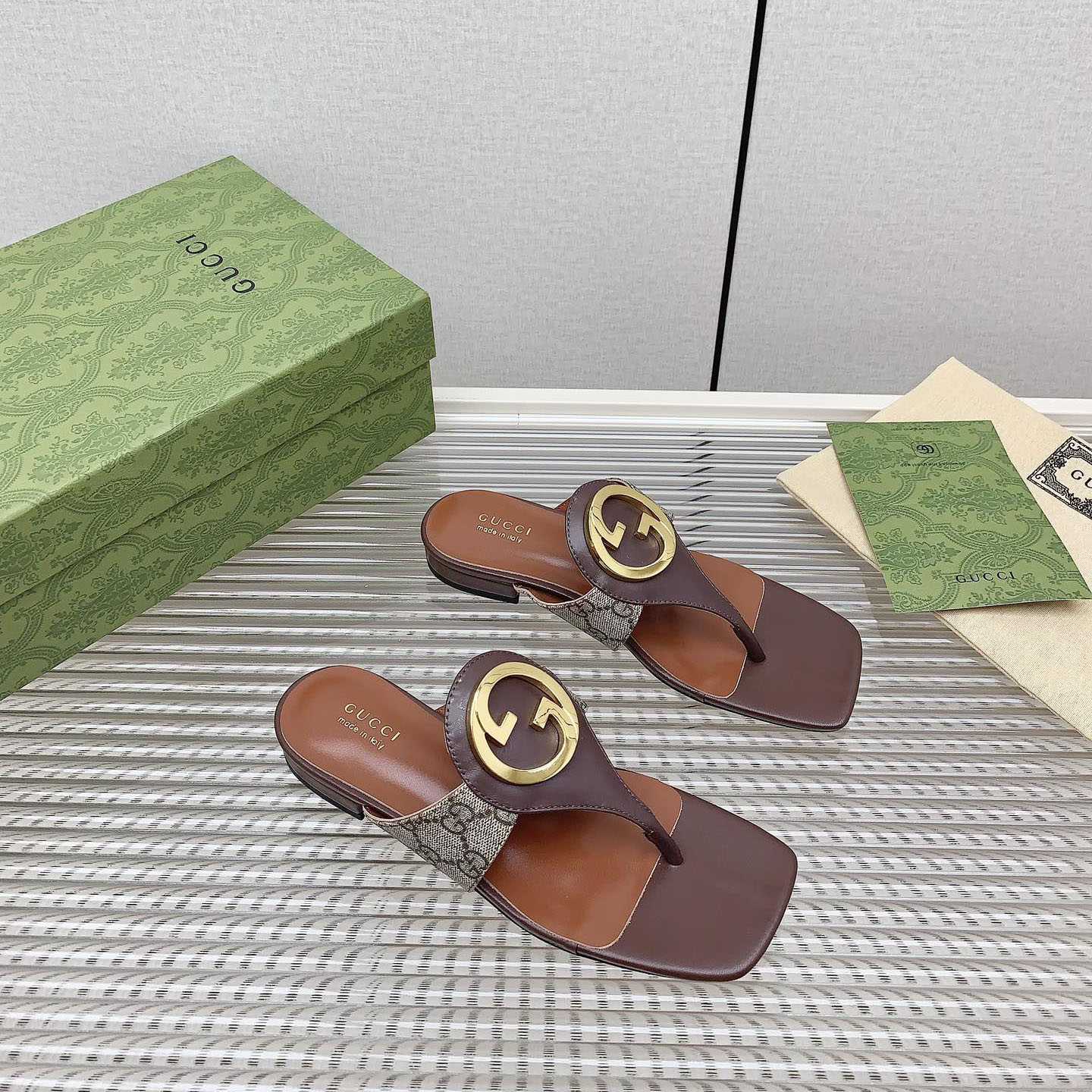 Gucci Brown Womens Blondie Thong Sandal - FashionPlug