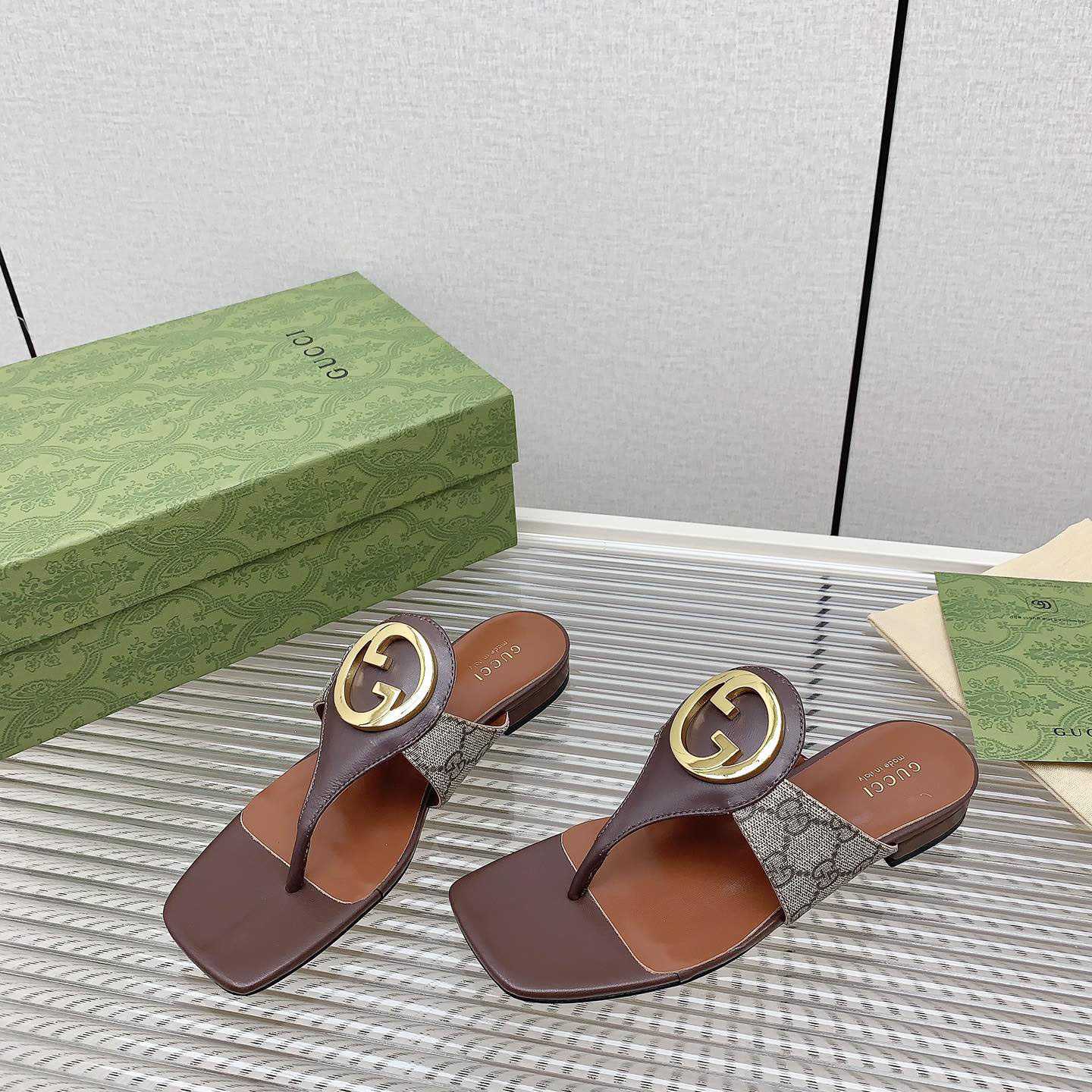 Gucci Brown Womens Blondie Thong Sandal - FashionPlug