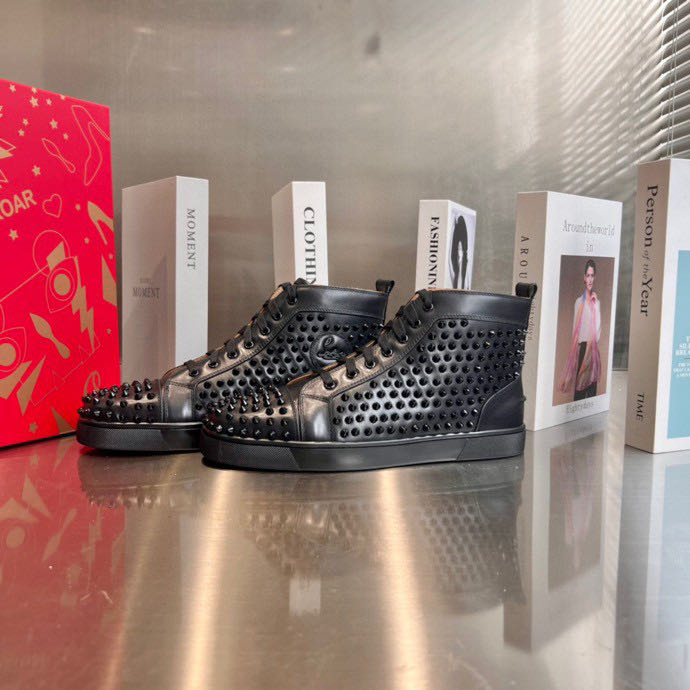 Christian Louboutin High Top Sneaker In Black - FashionPlug