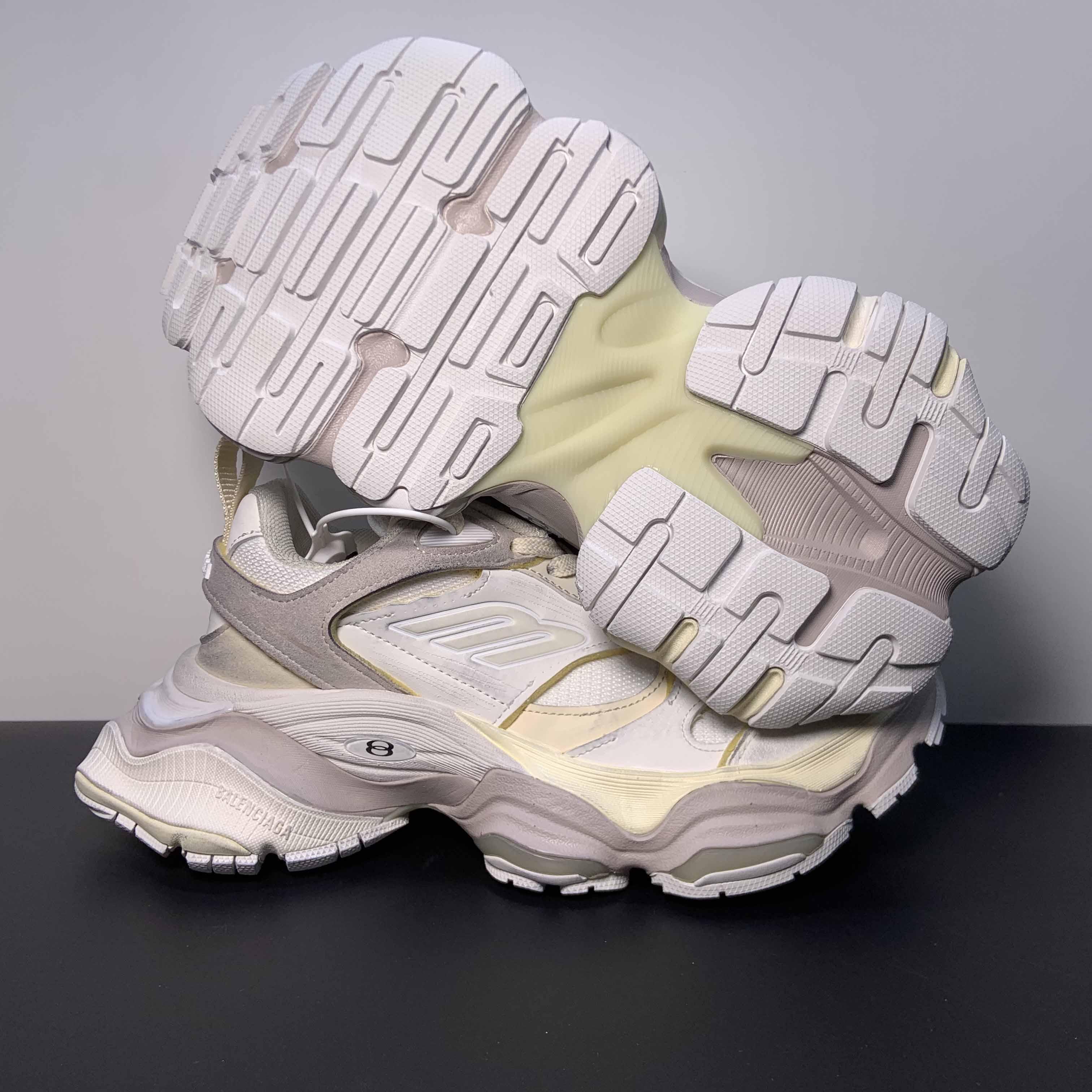 Balenciaga Cargo Sneaker - FashionPlug
