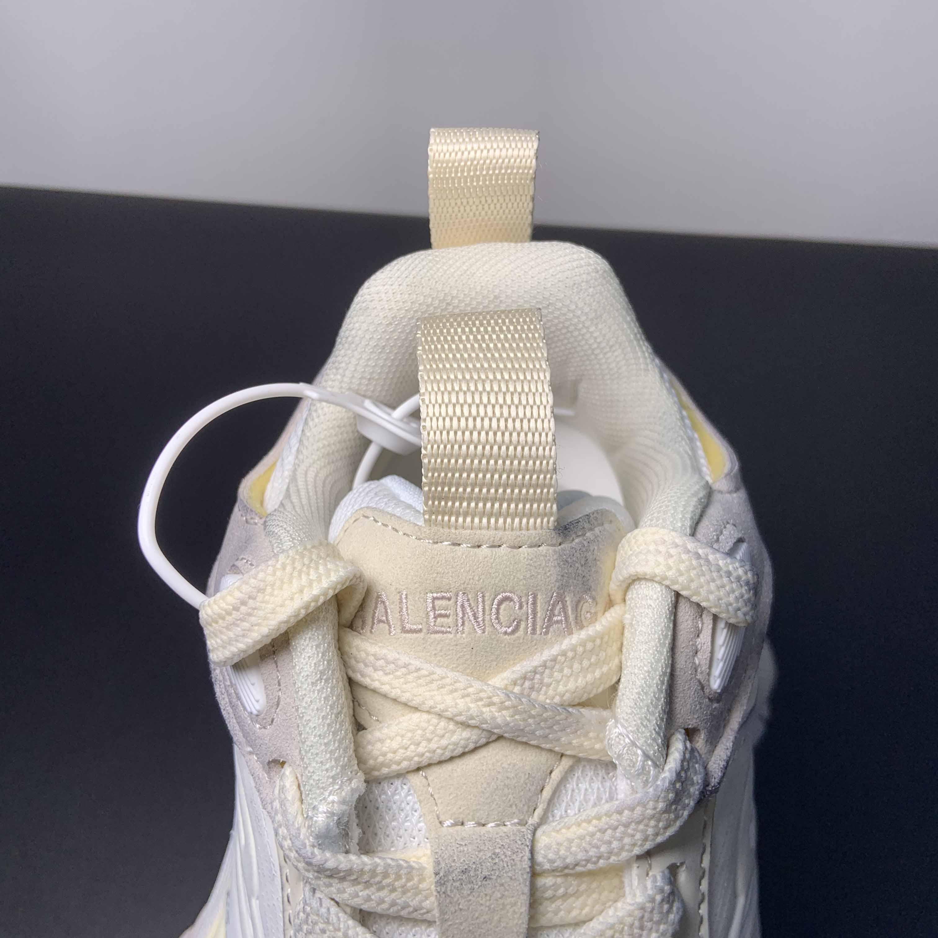 Balenciaga Cargo Sneaker - FashionPlug