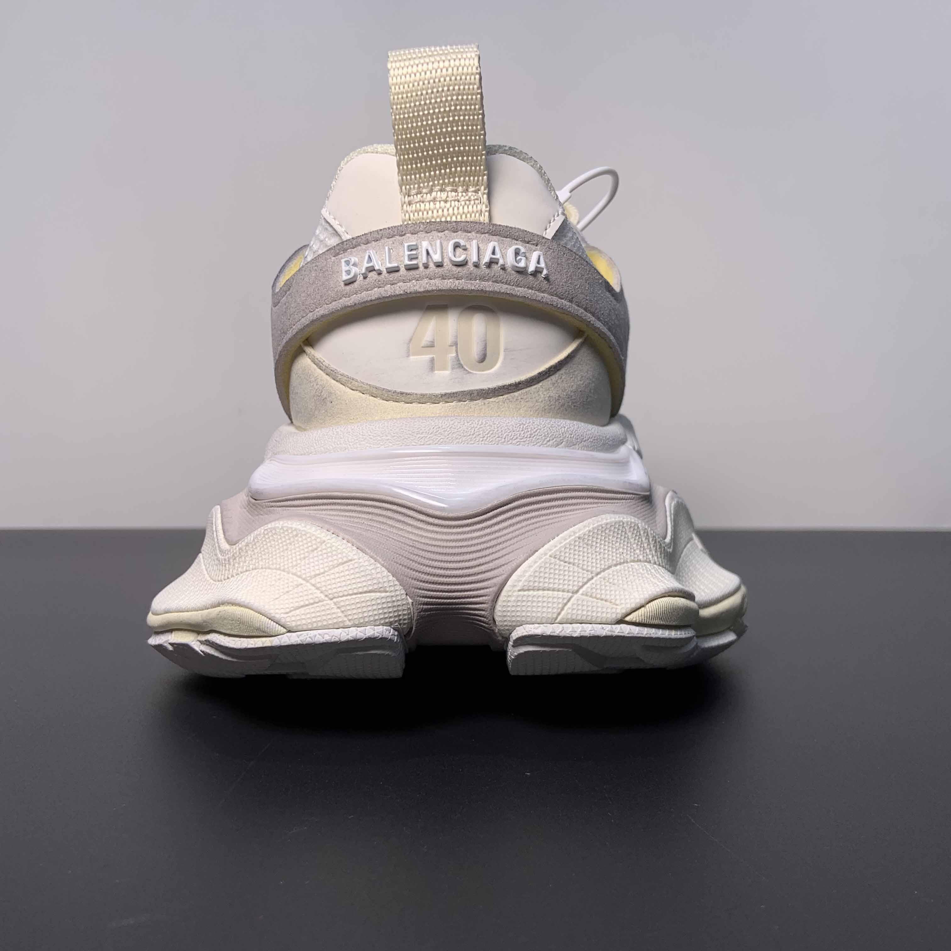 Balenciaga Cargo Sneaker - FashionPlug