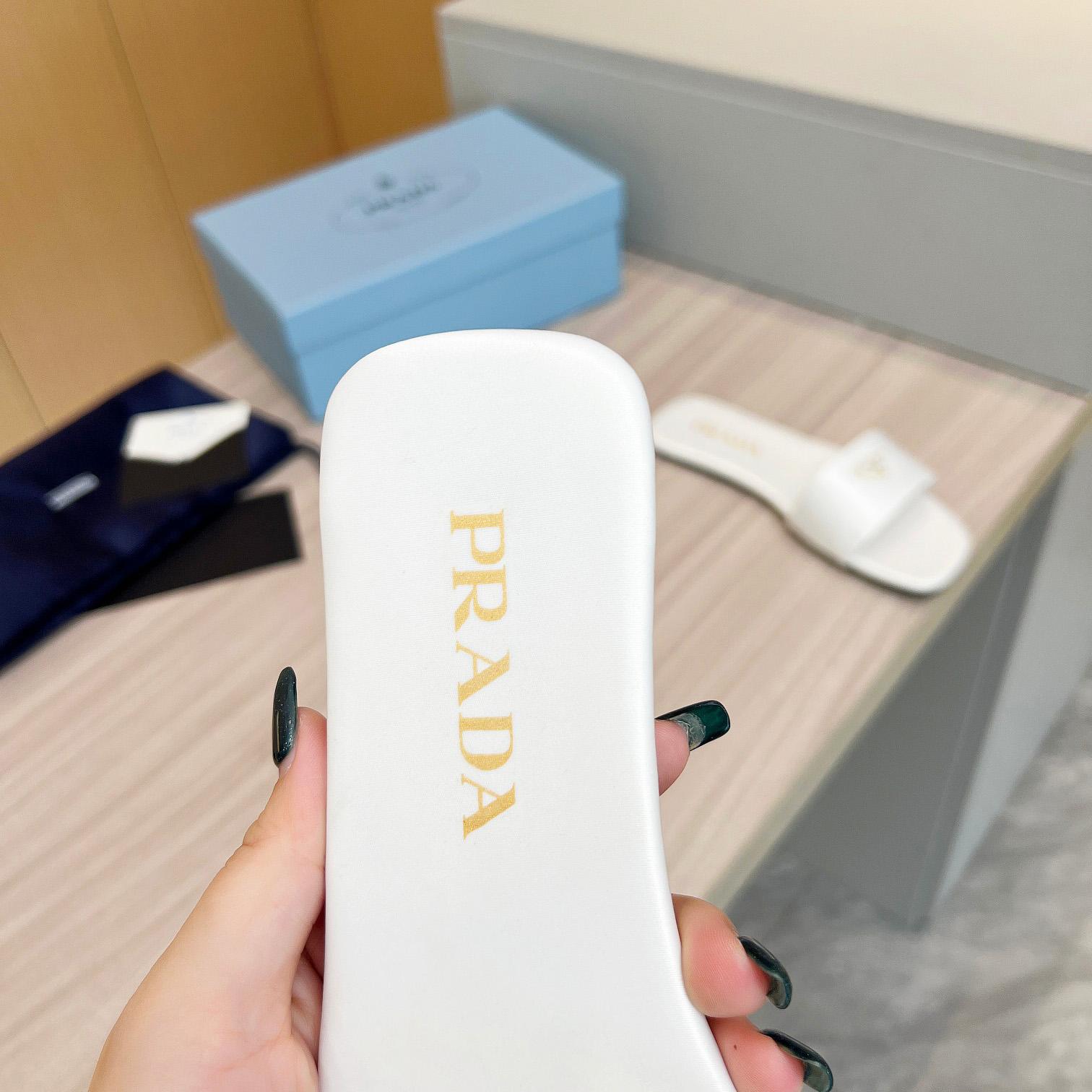Prada Leather Slides - FashionPlug