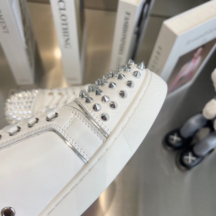 Christian Louboutin Sneakers - FashionPlug