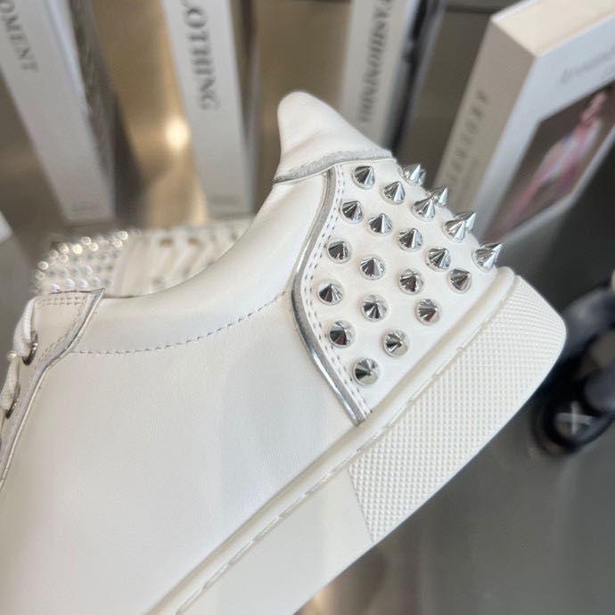 Christian Louboutin Sneakers - FashionPlug