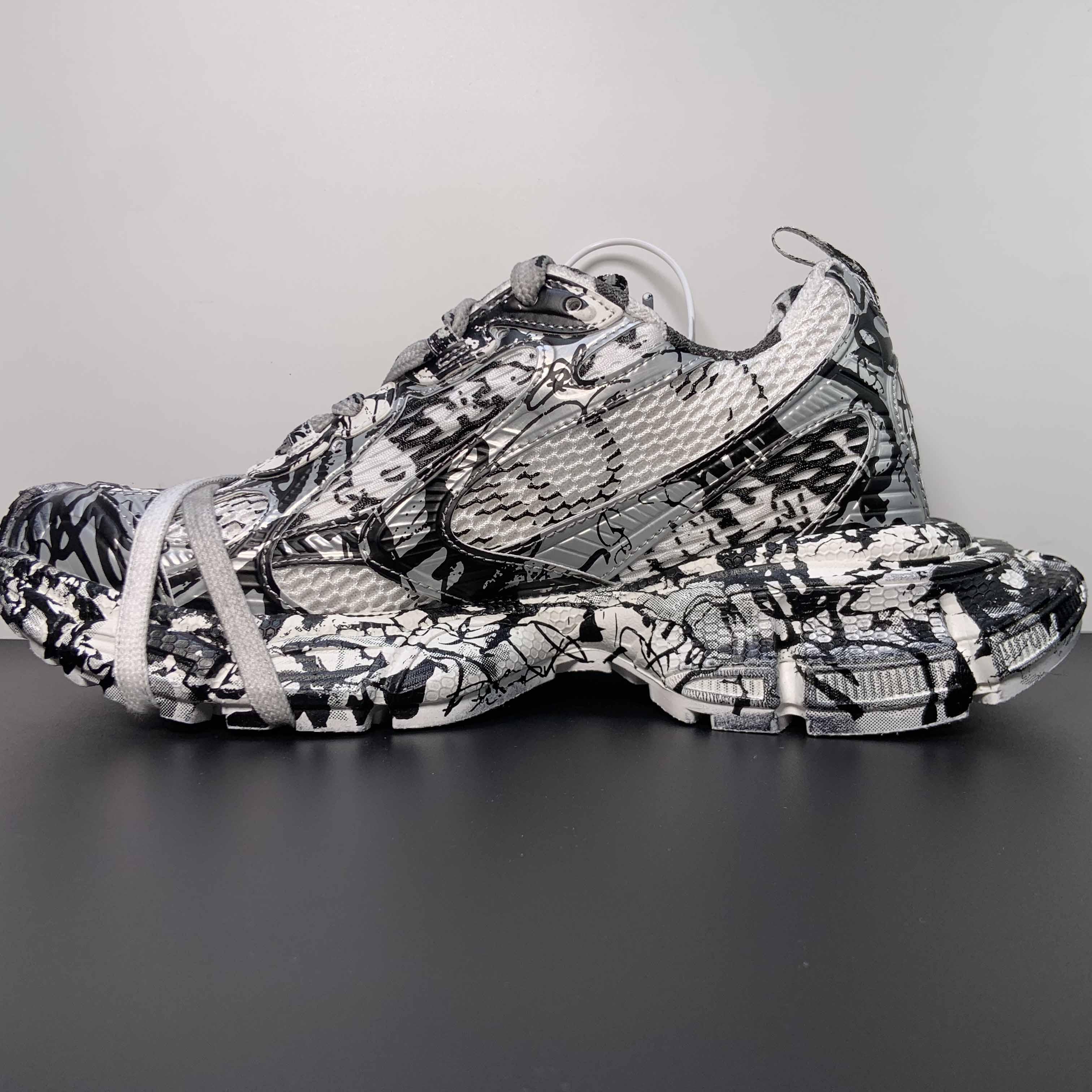 Balenciaga 3XL Extreme Graffiti Sneaker In White And Black  - FashionPlug