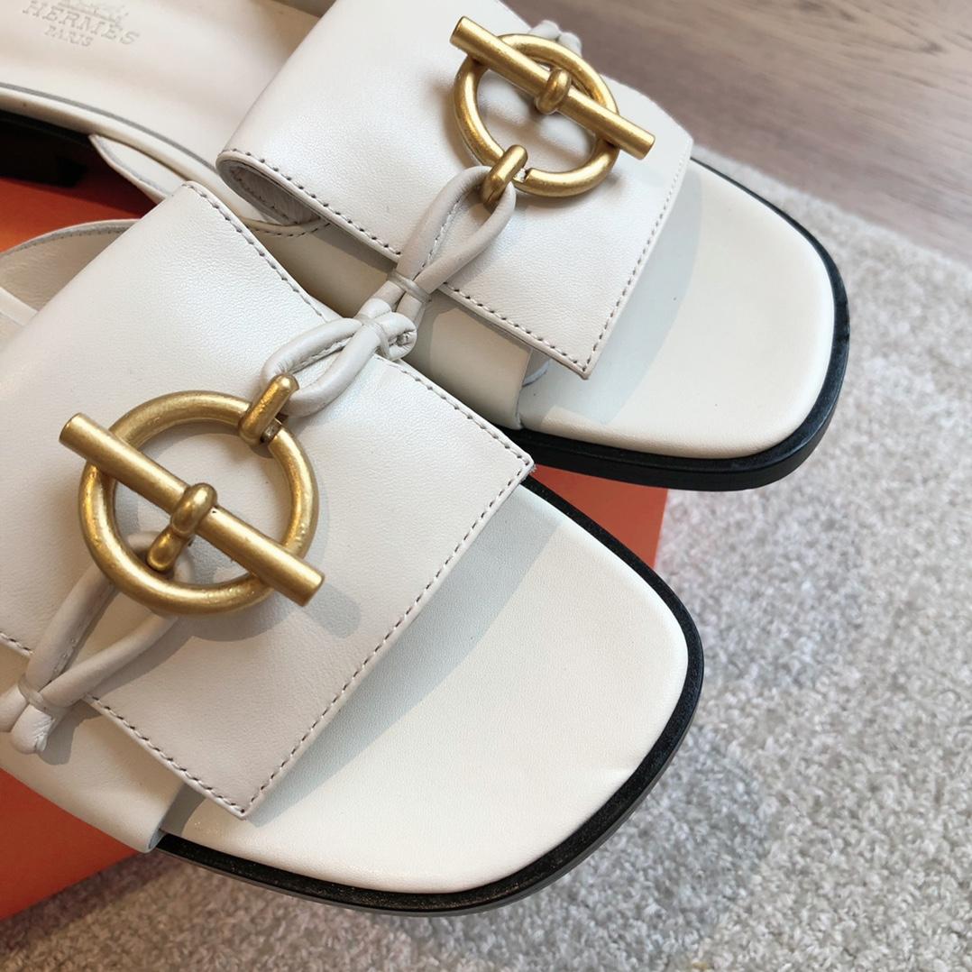Hermes Isle Sandal - FashionPlug