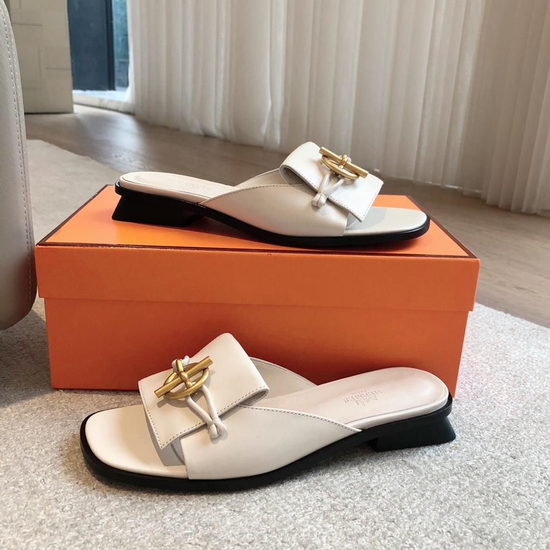 Hermes Isle Sandal - FashionPlug
