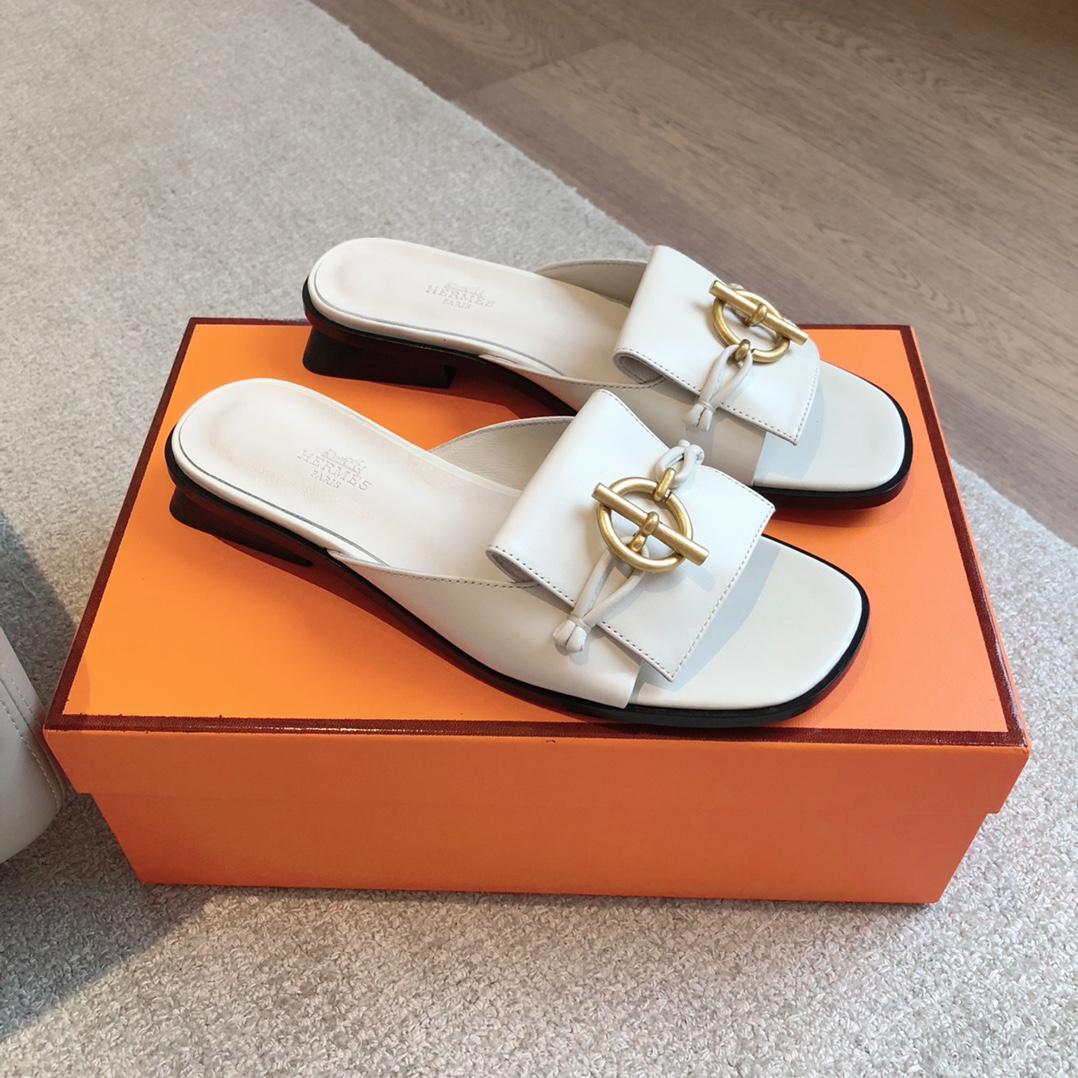 Hermes Isle Sandal - FashionPlug