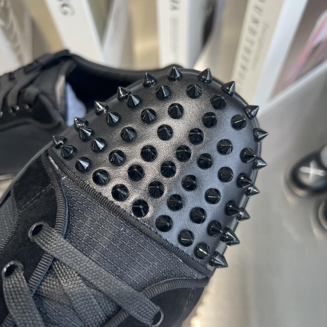 Christian Louboutin Sneakers - FashionPlug