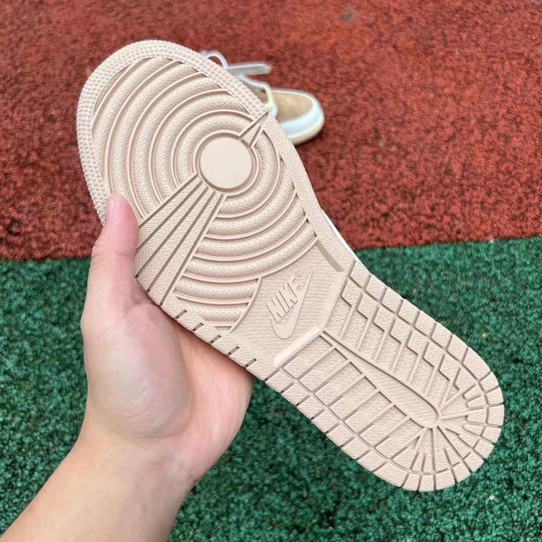 Travis Scott x Air Jordan 1 Low  Sneaker    DM7886-106 - FashionPlug