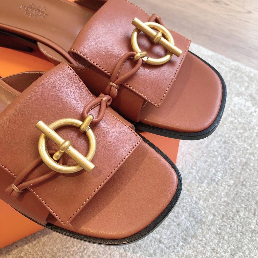 Hermes Isle Sandal - FashionPlug