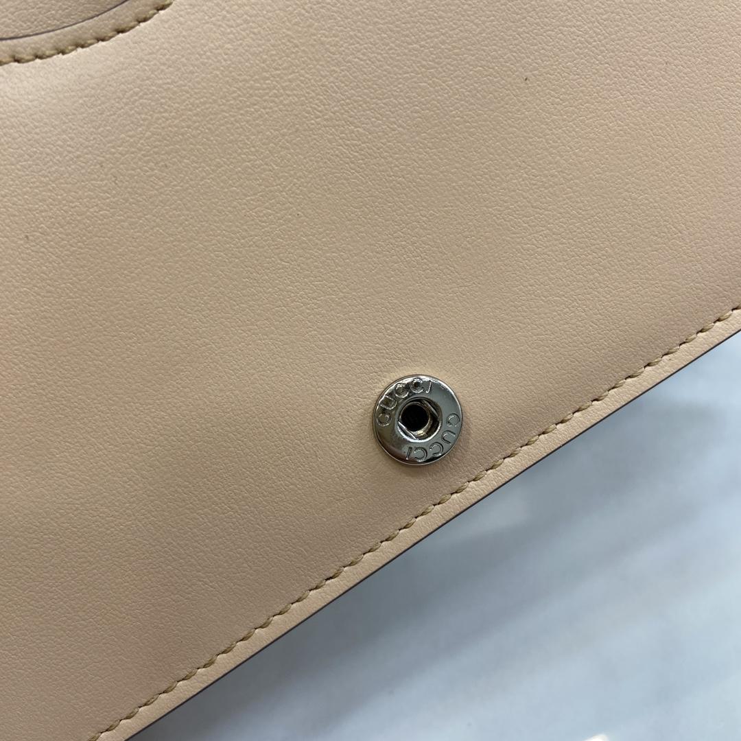 Gucci GG Marmont Chain Wallet - FashionPlug