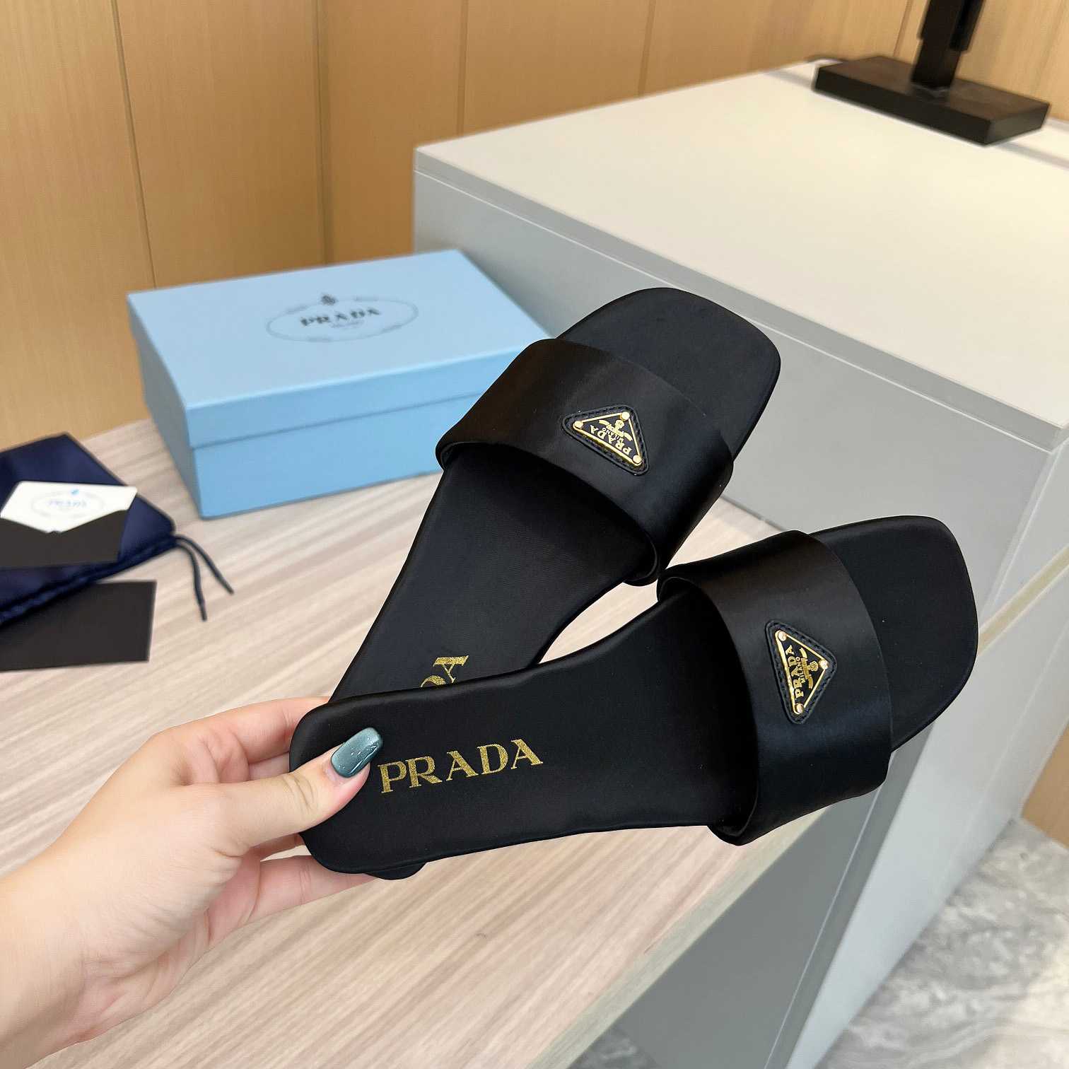Prada Leather Slides - FashionPlug