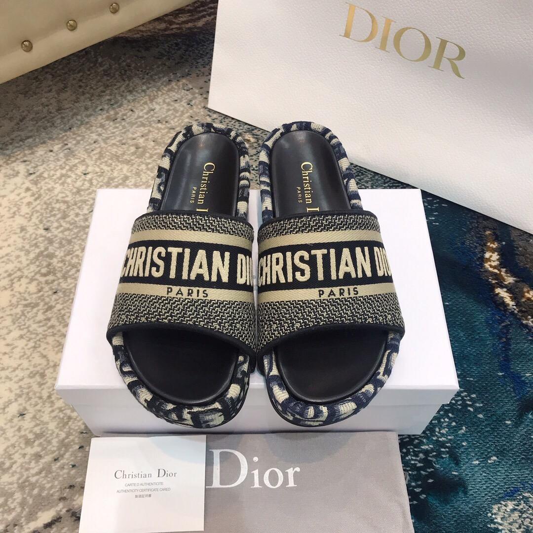 Dior Oblique D-Way Platform Sandals - FashionPlug