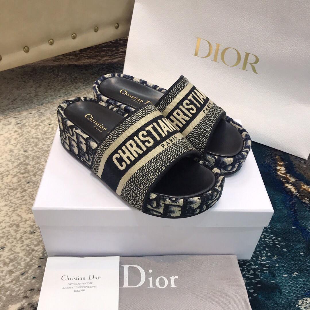 Dior Oblique D-Way Platform Sandals - FashionPlug