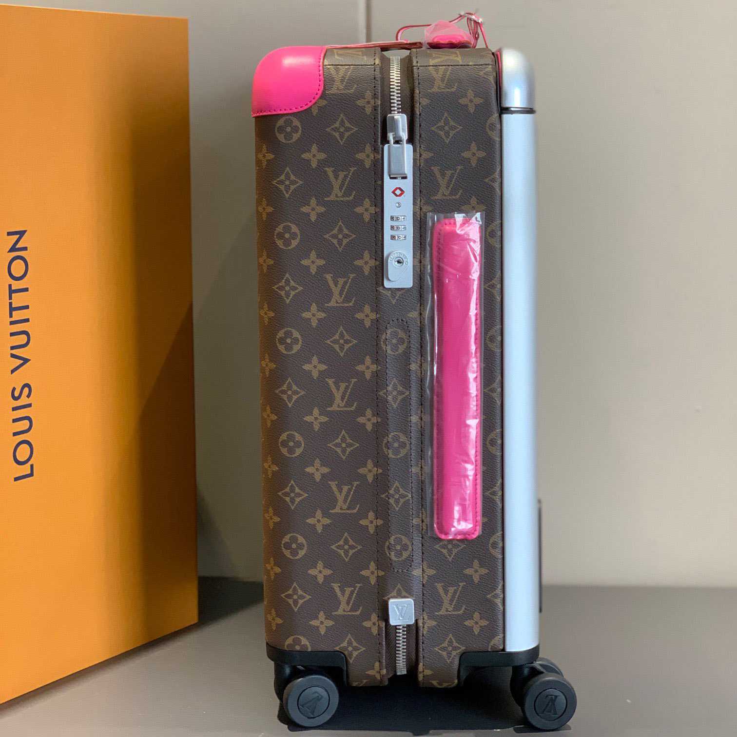 Louis Vuitton Horizon （38 x 55x 21 cm ） - FashionPlug