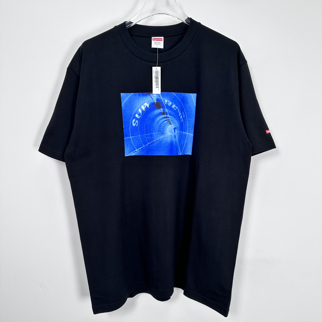Supreme Tunnel Tee - FashionPlug