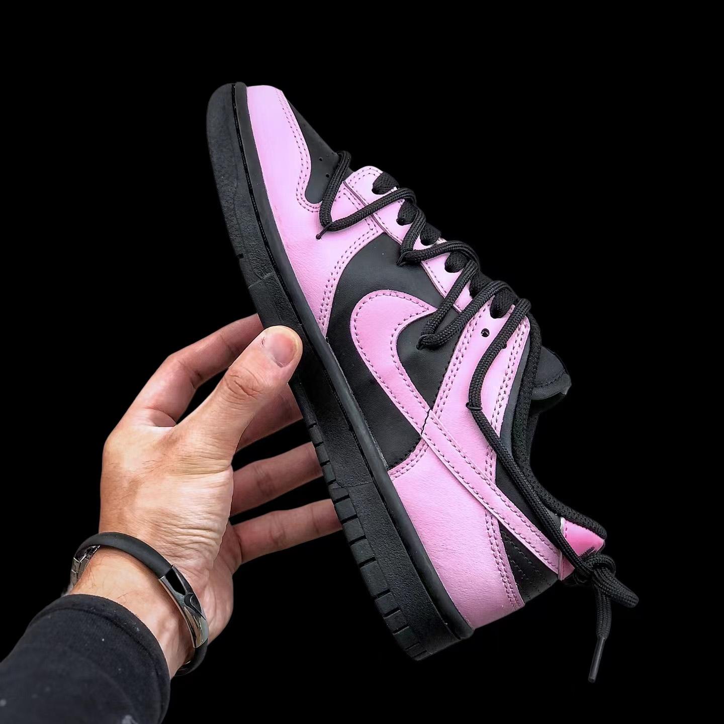 Nike SB Dunk Low Sneaker      - FashionPlug