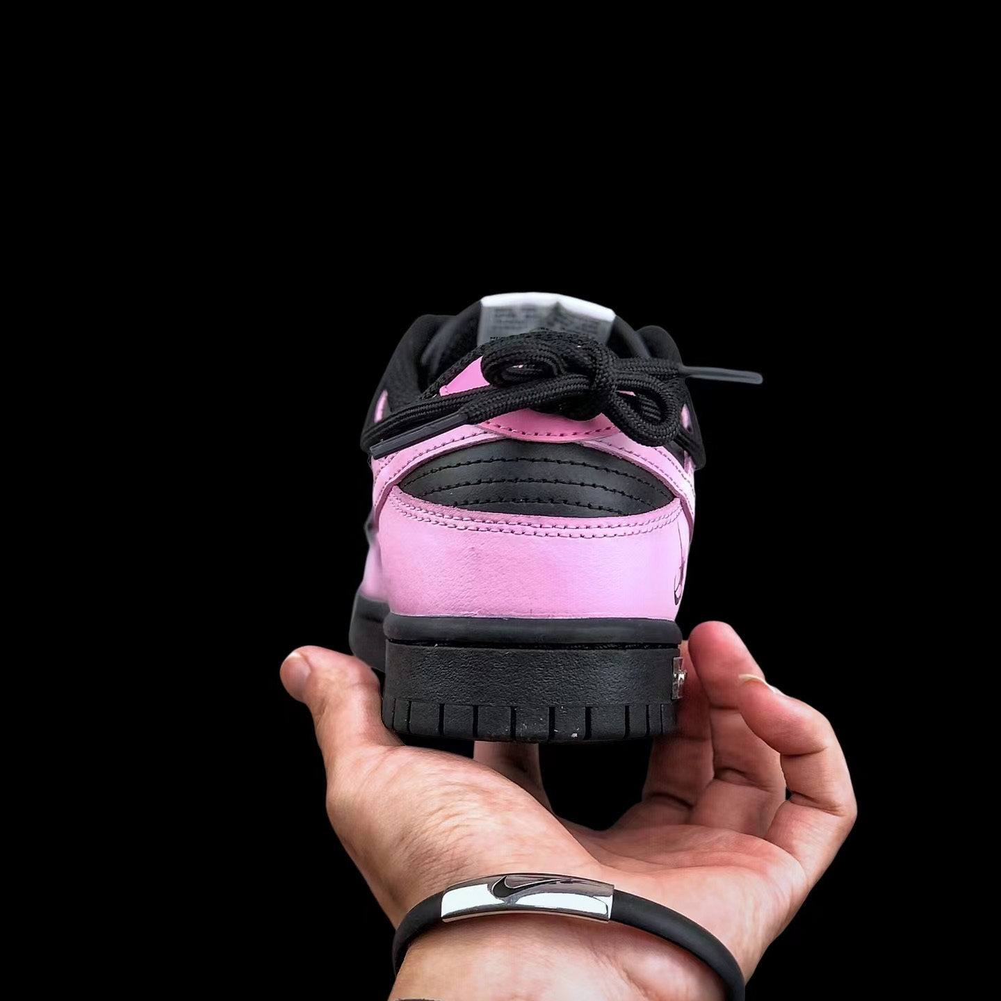 Nike SB Dunk Low Sneaker      - FashionPlug