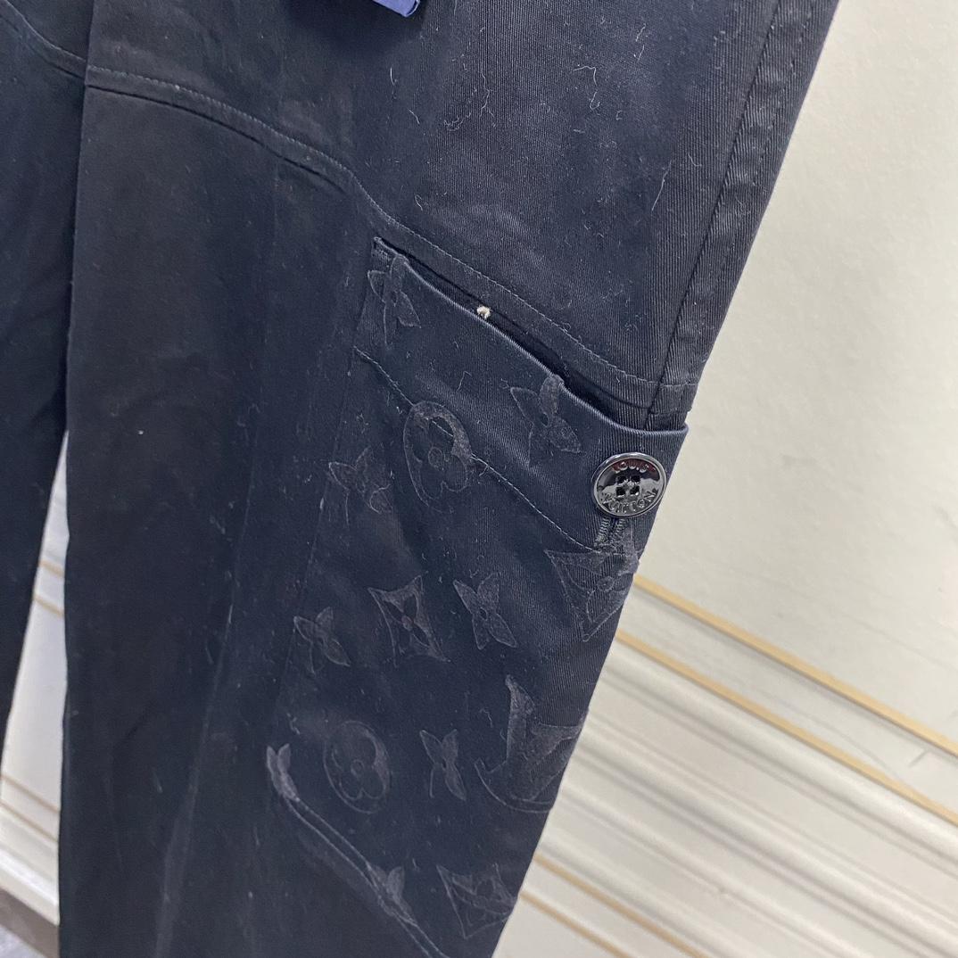 Louis Vuitton Cotton Workwear Pants - FashionPlug
