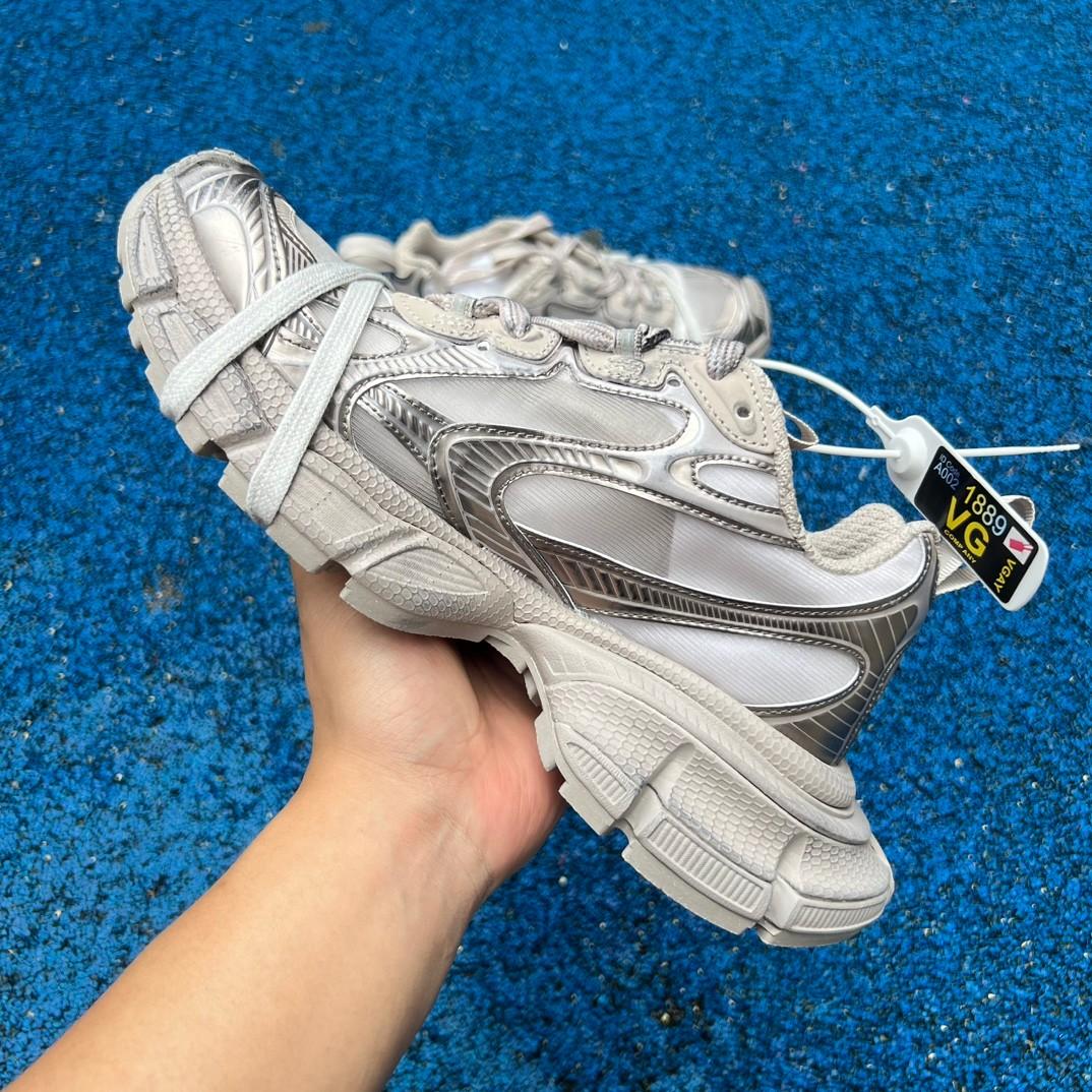 Balenciaga 3XL Sneaker - FashionPlug