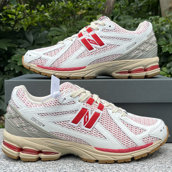 New Balance 1906R Sneakers      M1906RO  - FashionPlug