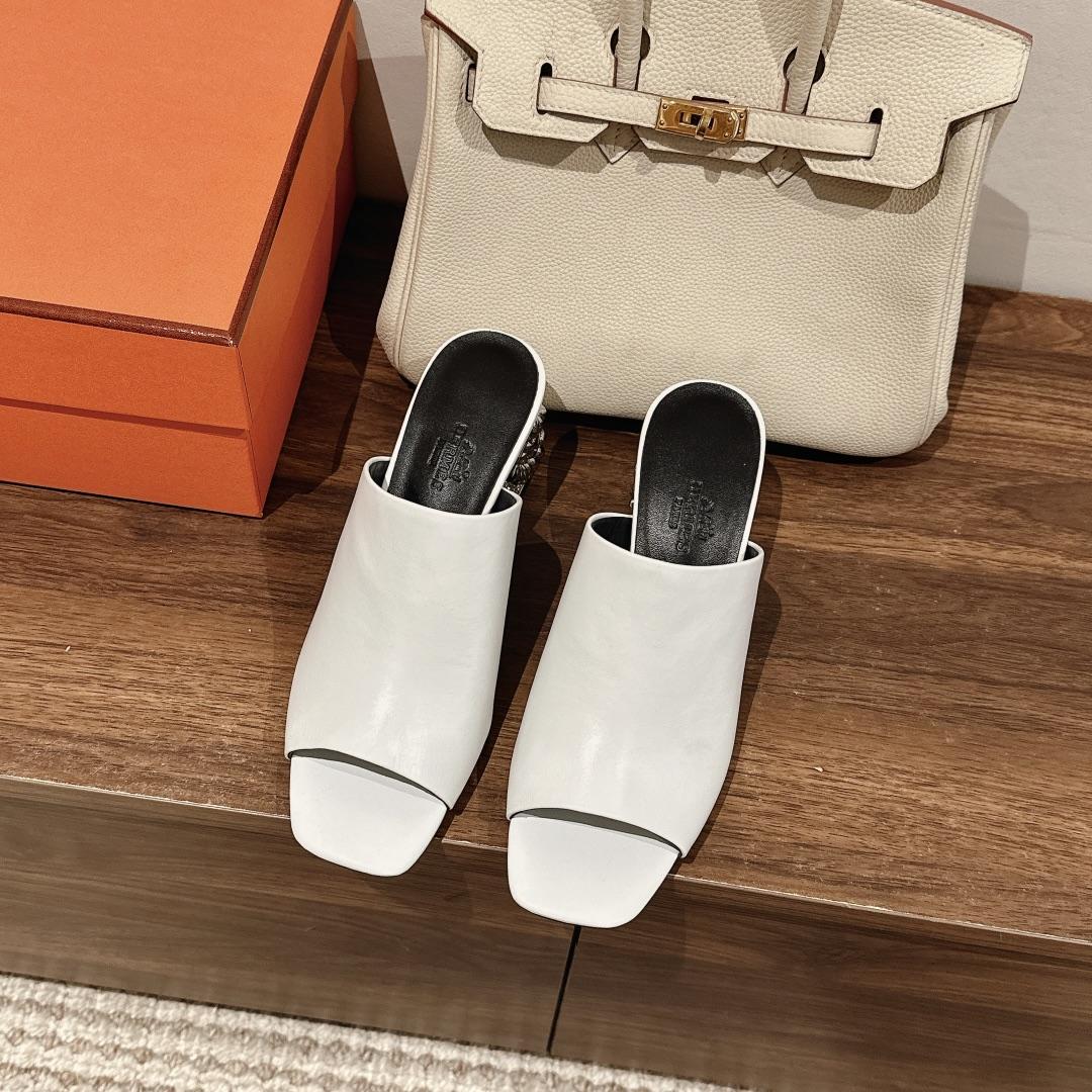 Hermes Glossy 60 Sandal - FashionPlug