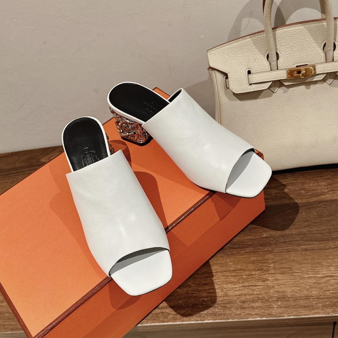 Hermes Glossy 60 Sandal - FashionPlug