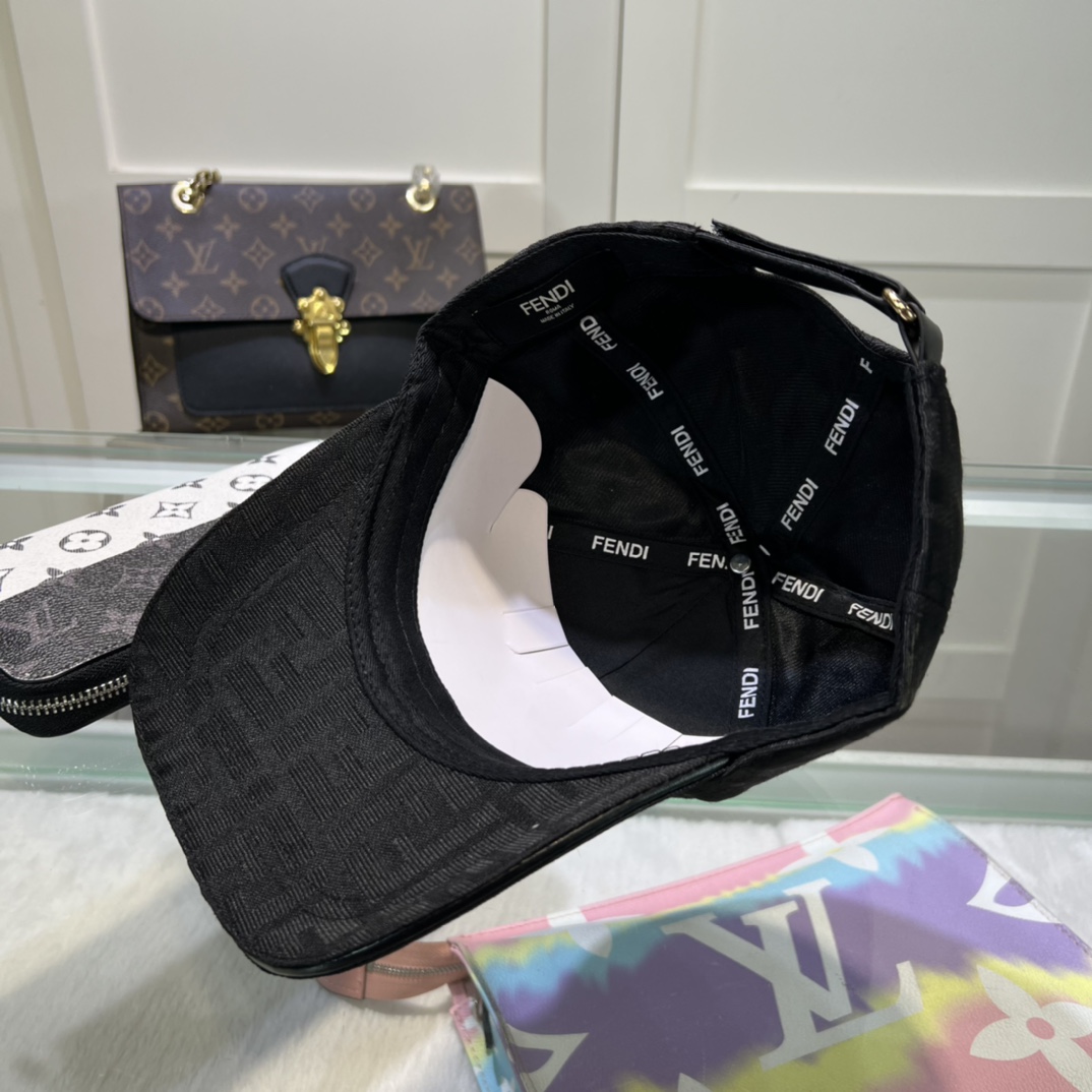 Fendi FF  Logo Baseball Cap - FashionPlug