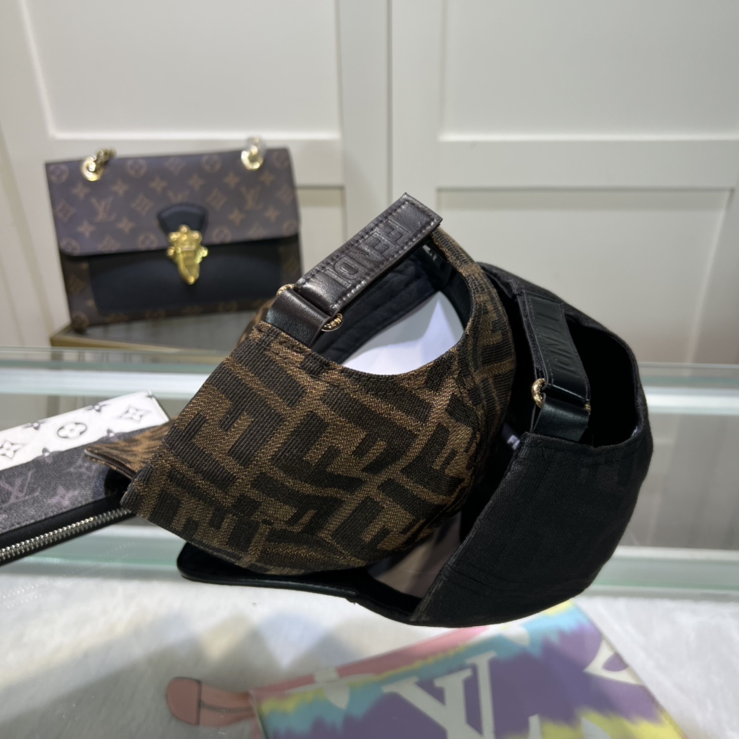 Fendi FF  Logo Baseball Cap - FashionPlug