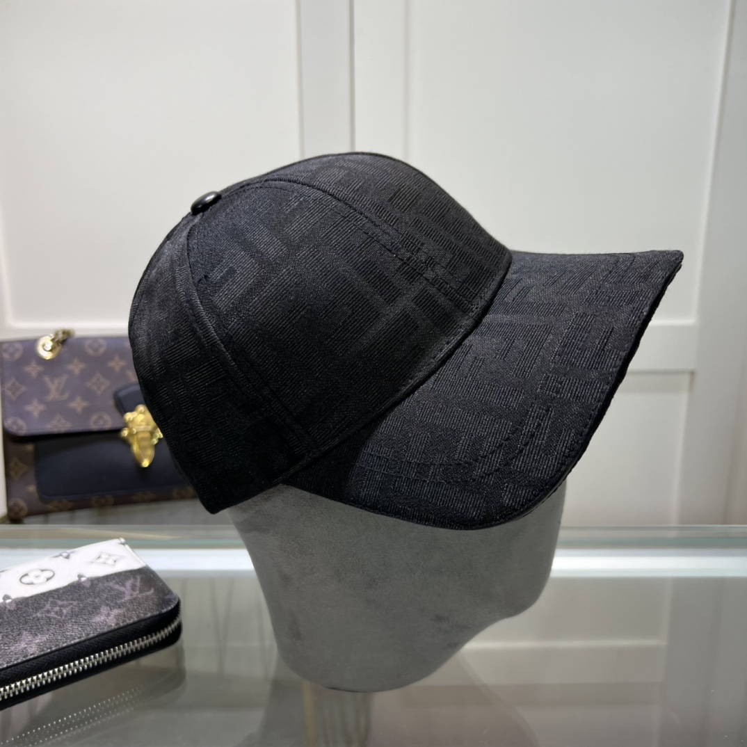 Fendi FF  Logo Baseball Cap - FashionPlug