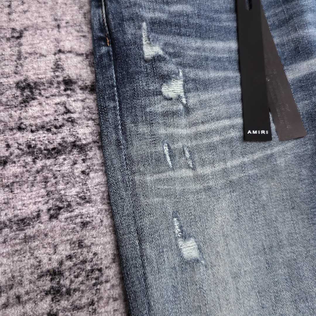 Amiri Slim Fit Jeans    672 - FashionPlug