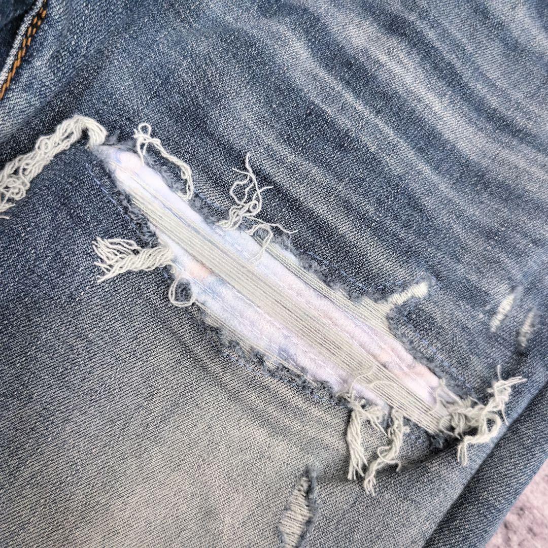 Amiri Slim Fit Jeans    672 - FashionPlug