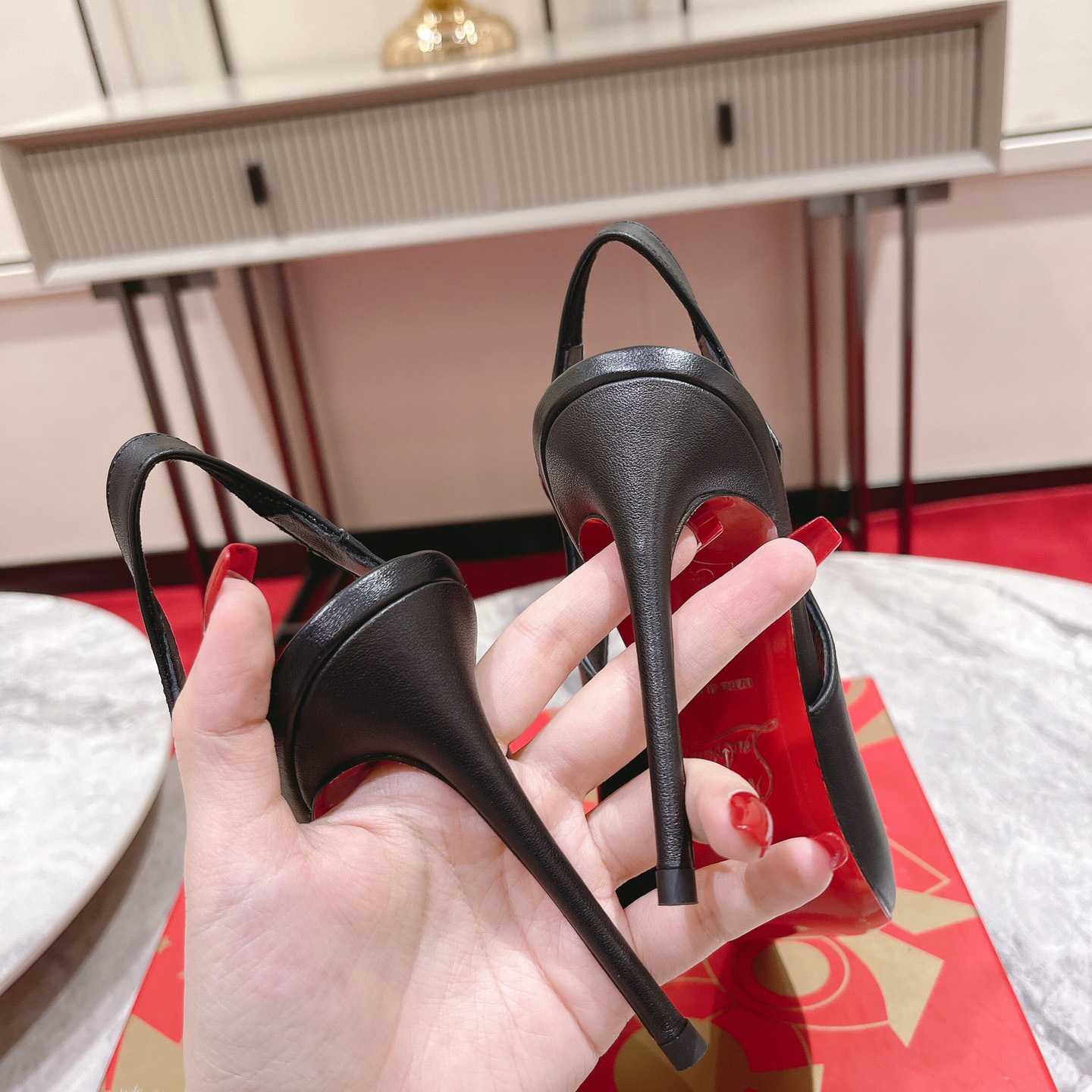 Christian Louboutin Hot Chick 100MM Leather Slingback Pumps - FashionPlug