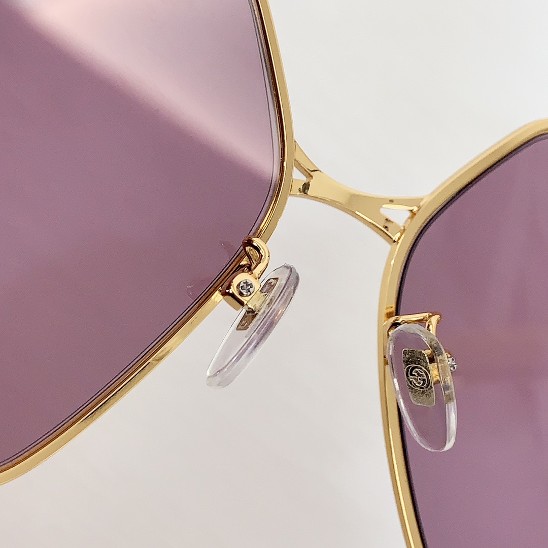 Gucci Sunglasses  GG0817  - FashionPlug