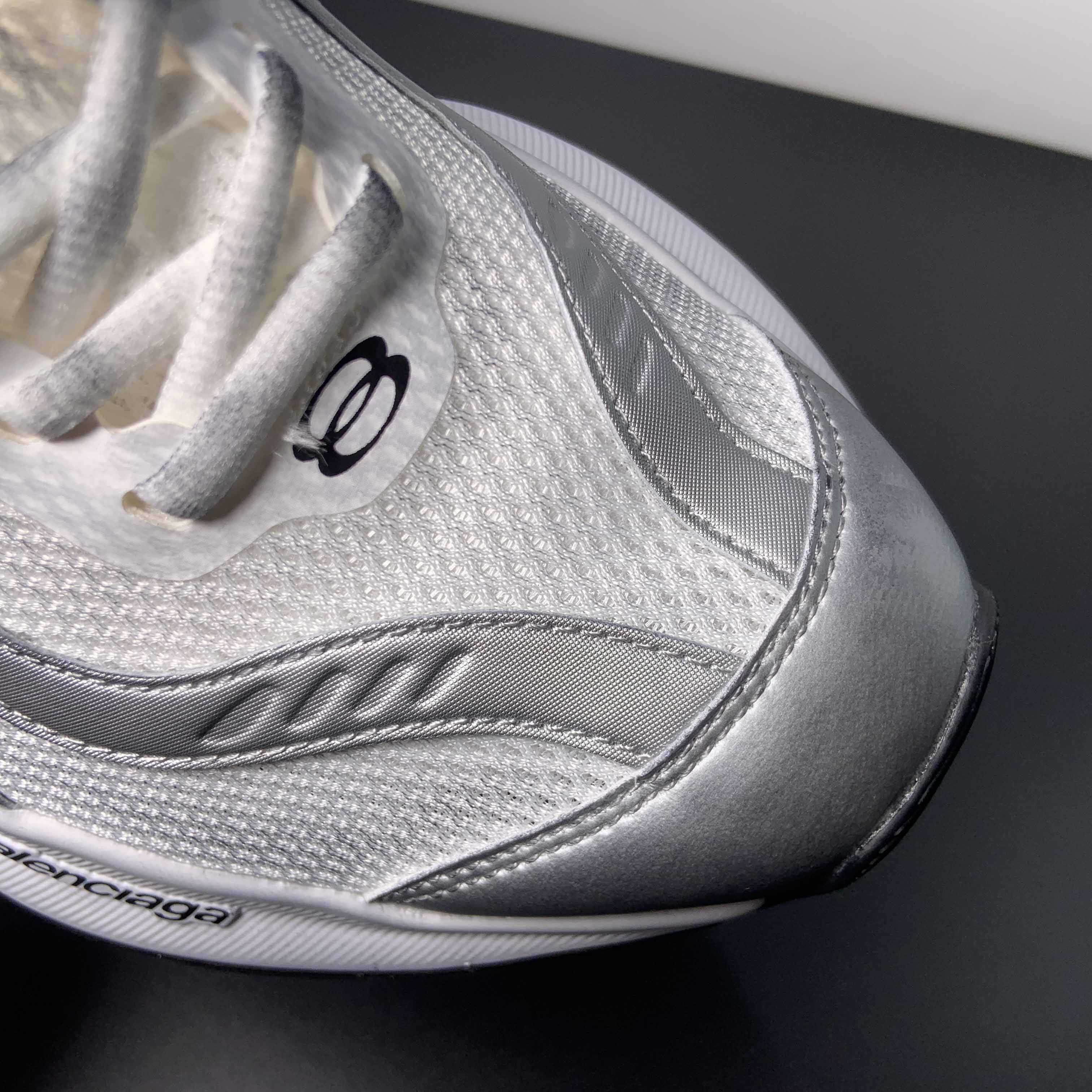 Balenciaga Circuit Sneaker In White And Silver  - FashionPlug