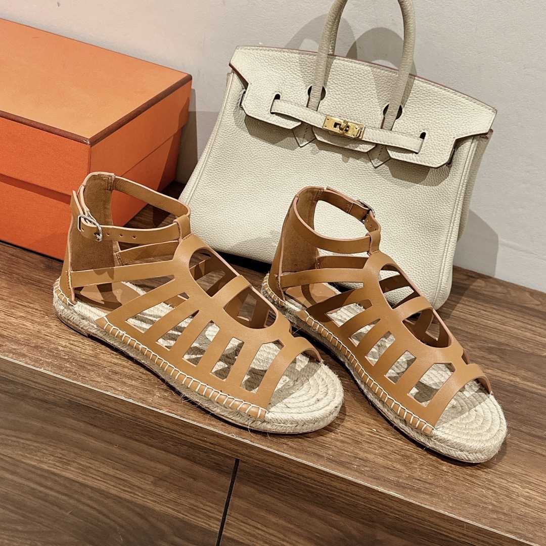 Hermes Costanza Espadrille - FashionPlug