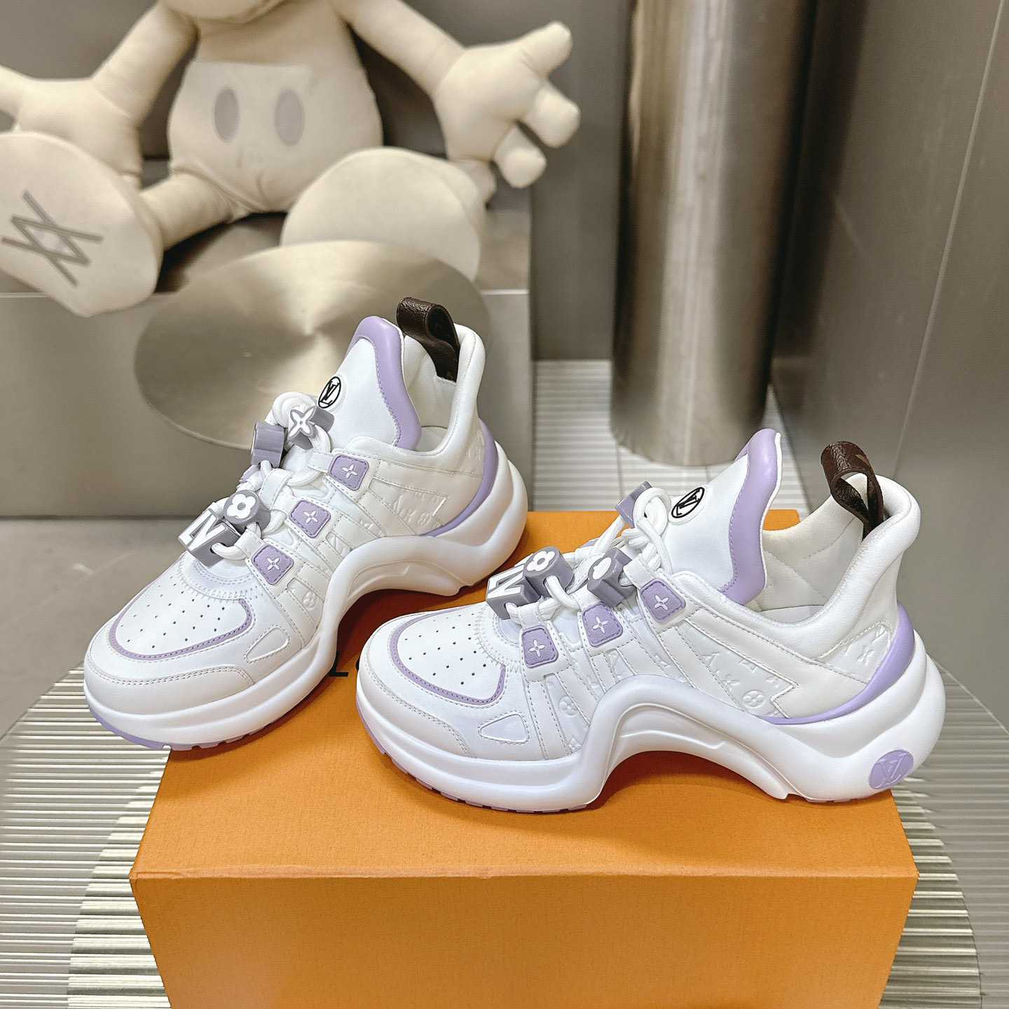 Louis Vuitton LV Archlight Sneaker    - FashionPlug