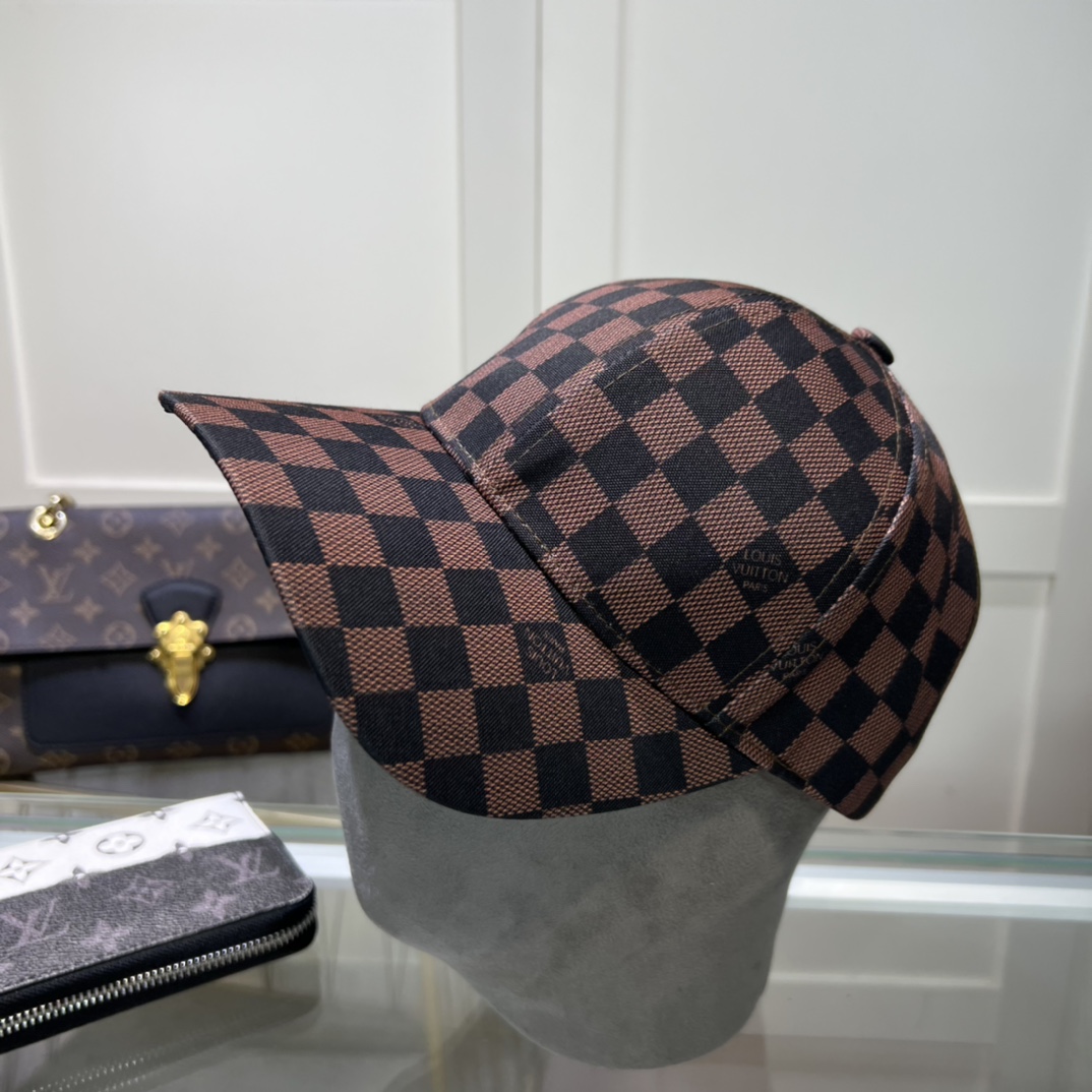Louis Vuitton Cap - FashionPlug