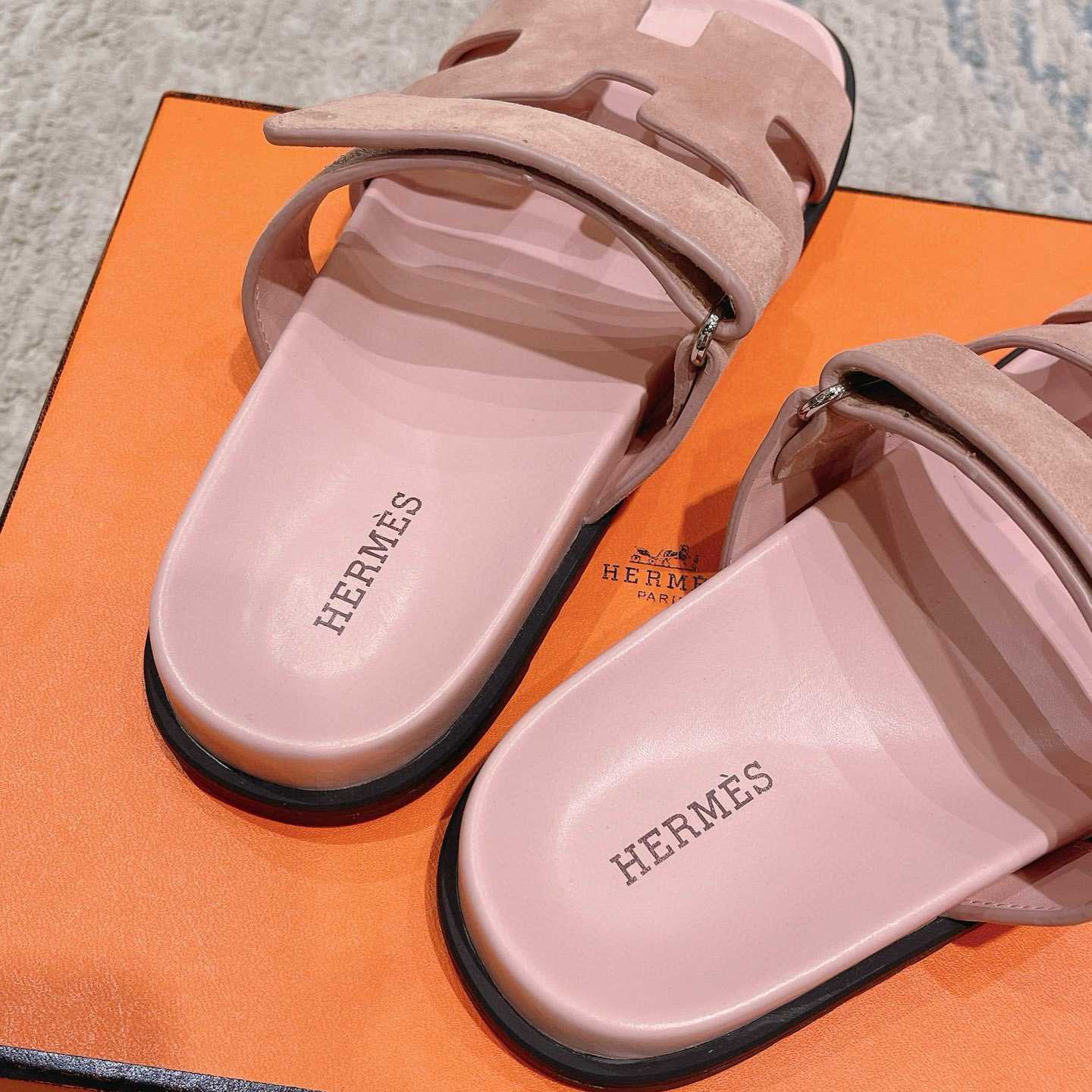 Hermes Chypre Sandal - FashionPlug