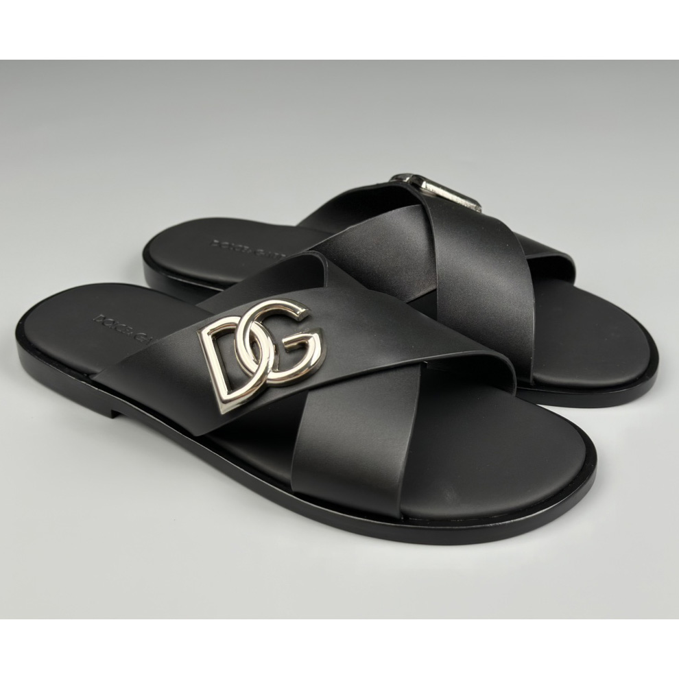 Dolce & Gabbana Logo-plaque Cross-over Leather Sandals - FashionPlug