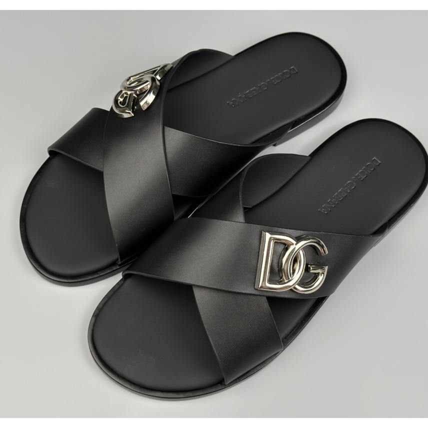 Dolce & Gabbana Logo-plaque Cross-over Leather Sandals - FashionPlug