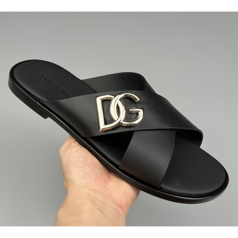 Dolce & Gabbana Logo-plaque Cross-over Leather Sandals - FashionPlug